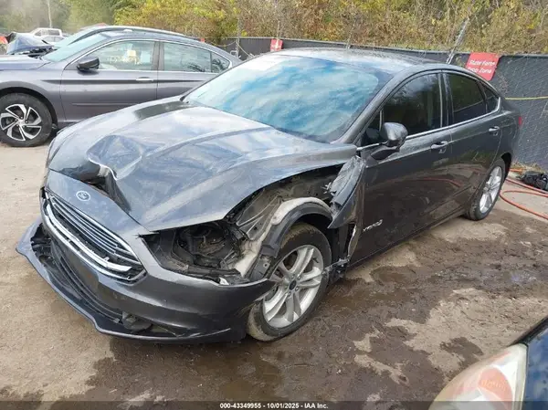 3FA6P0LUXJR274754 2018 FORD FUSION - Image 2