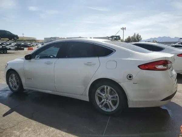 3FA6P0LUXJR278626 2018 FORD FUSION - Image 2