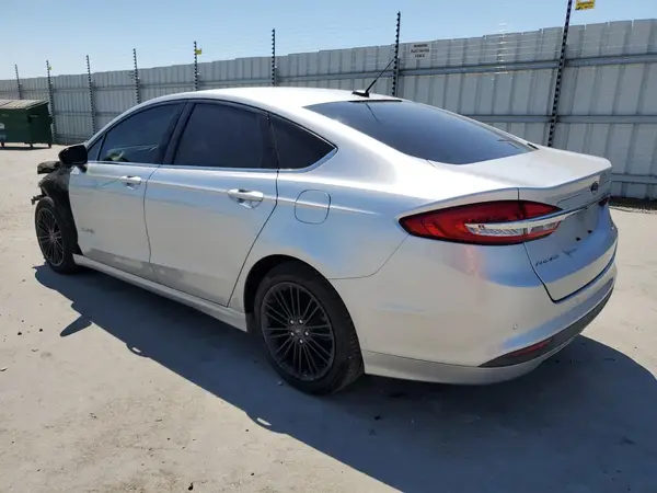 3FA6P0LUXJR281235 2018 FORD FUSION - Image 2