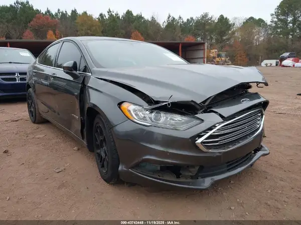 3FA6P0LUXJR287133 2018 FORD FUSION - Image 1