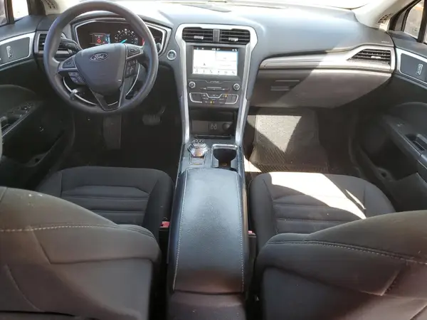 3FA6P0LUXKR107053 2019 FORD FUSION - Image 8