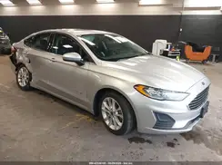 3FA6P0LUXKR111037 2019 FORD FUSION