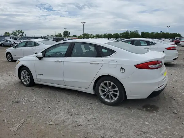 3FA6P0LUXKR124810 2019 FORD FUSION - Image 2
