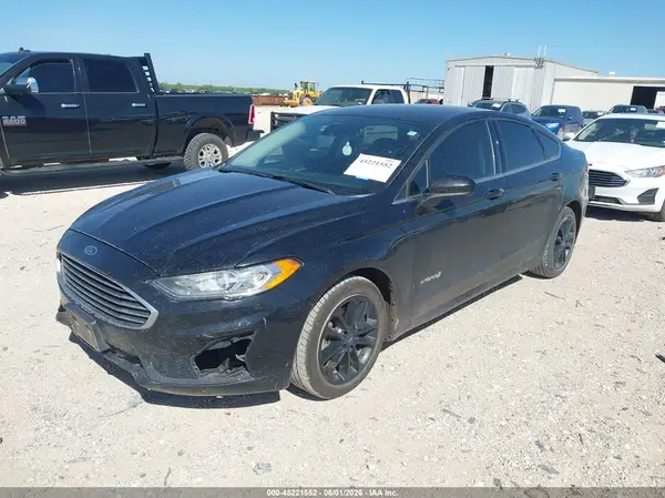 3FA6P0LUXKR126072 2019 FORD FUSION - Image 2