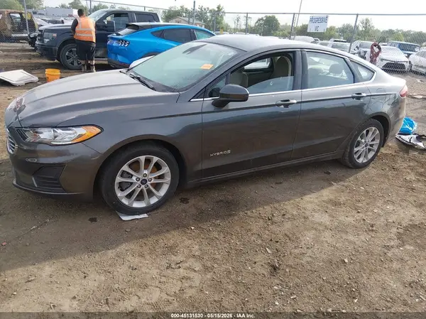 3FA6P0LUXKR137671 2019 FORD FUSION - Image 2