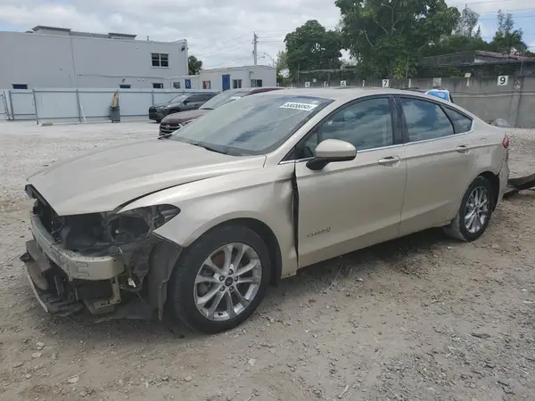 3FA6P0LUXKR138612 2019 FORD FUSION - Image 1