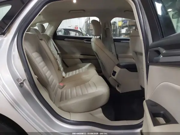3FA6P0LUXKR151294 2019 FORD FUSION - Image 8