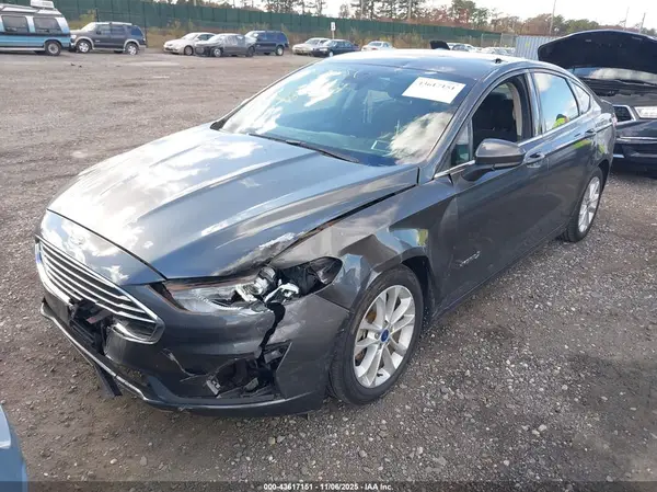 3FA6P0LUXKR157192 2019 FORD FUSION - Image 2