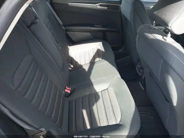 3FA6P0LUXKR157192 2019 FORD FUSION - Image 8