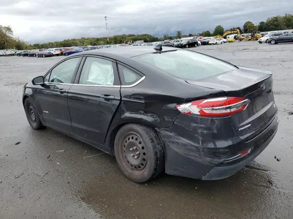 3FA6P0LUXKR158018 2019 FORD FUSION - Image 2
