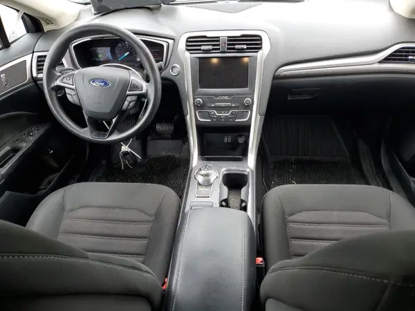 3FA6P0LUXKR158018 2019 FORD FUSION - Image 8