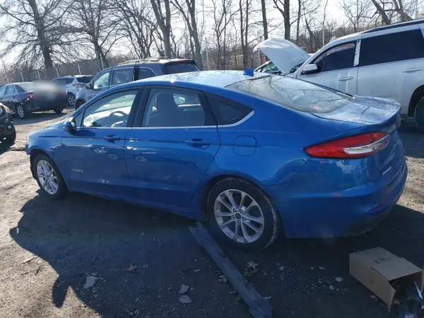 3FA6P0LUXKR167799 2019 FORD FUSION - Image 2