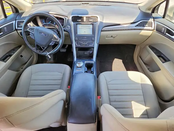 3FA6P0LUXKR174087 2019 FORD FUSION - Image 8