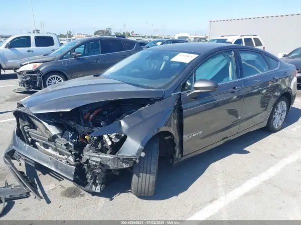3FA6P0LUXKR174106 2019 FORD FUSION - Image 2
