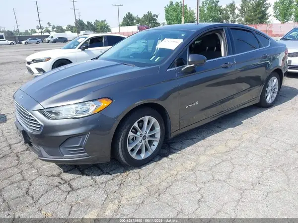 3FA6P0LUXKR175093 2019 FORD FUSION - Image 2