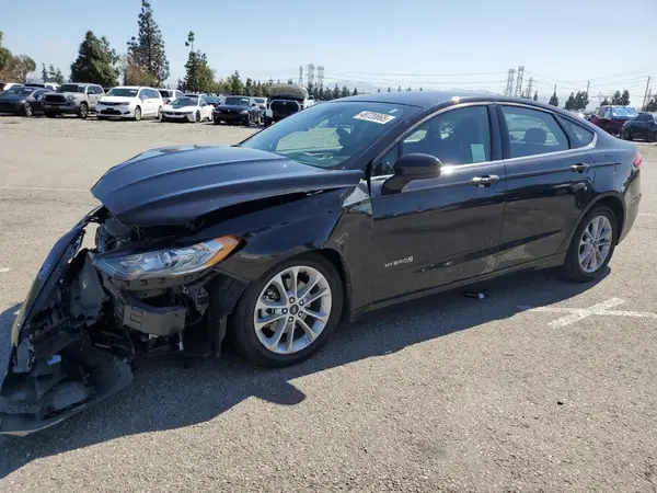 3FA6P0LUXKR175272 2019 FORD FUSION - Image 1