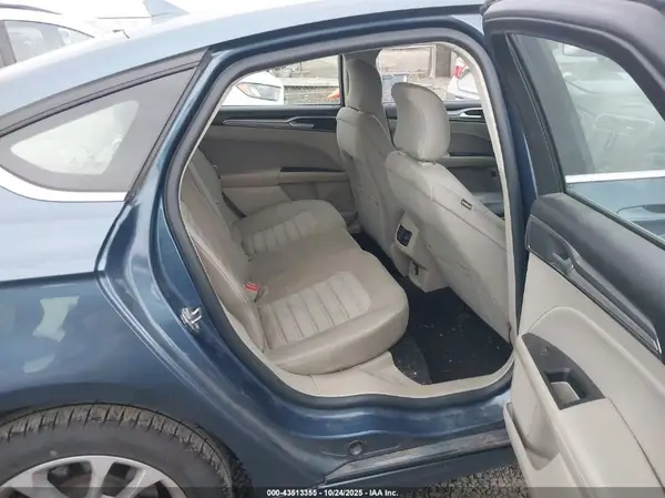 3FA6P0LUXKR179645 2019 FORD FUSION - Image 8