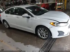 3FA6P0LUXKR188040 2019 FORD FUSION