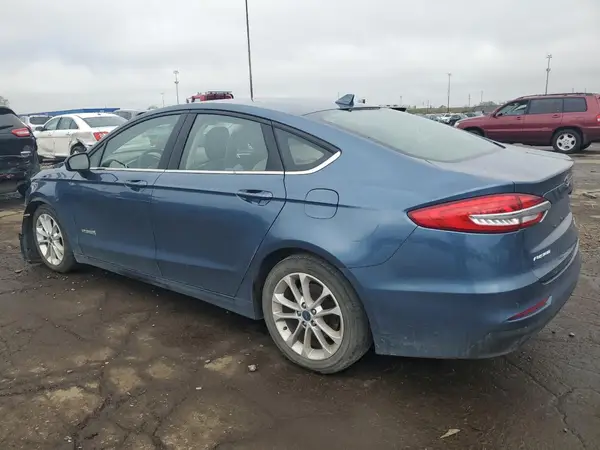3FA6P0LUXKR197305 2019 FORD FUSION - Image 2