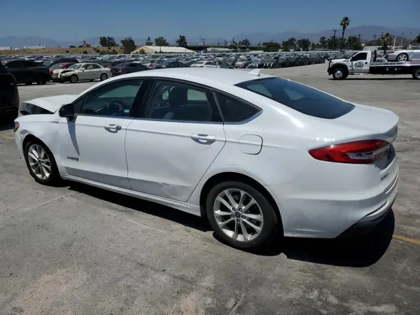 3FA6P0LUXKR199863 2019 FORD FUSION - Image 2