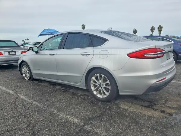 3FA6P0LUXKR201370 2019 FORD FUSION - Image 2