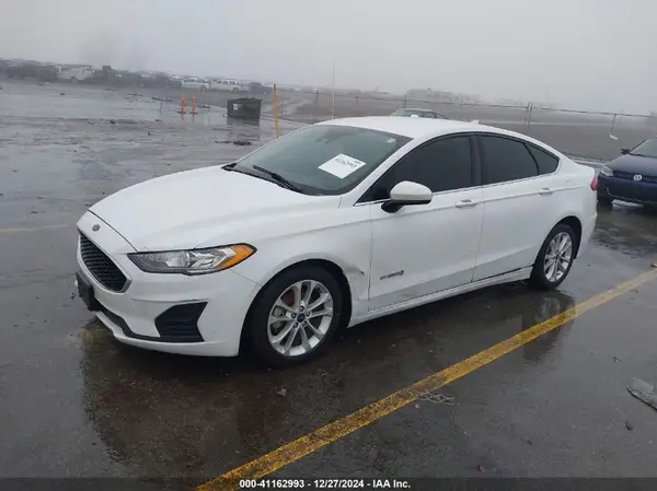 3FA6P0LUXKR205922 2019 FORD FUSION - Image 2