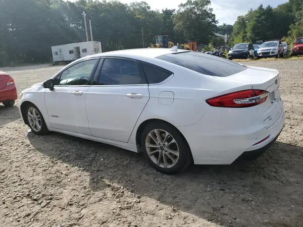 3FA6P0LUXKR210828 2019 FORD FUSION - Image 2