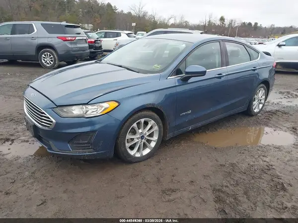 3FA6P0LUXKR211610 2019 FORD FUSION - Image 2