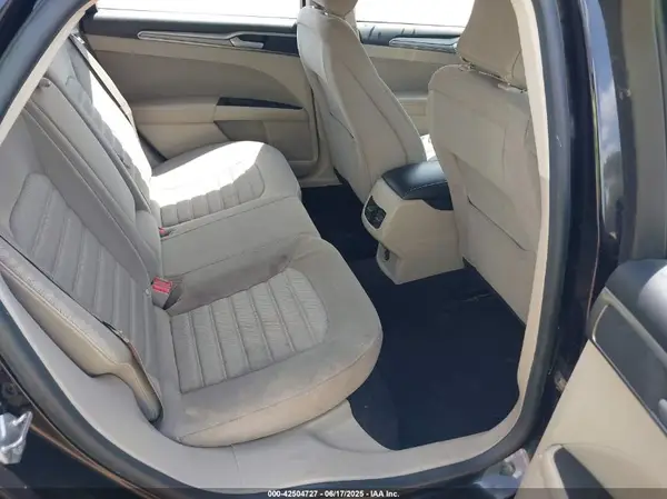 3FA6P0LUXKR221022 2019 FORD FUSION - Image 8