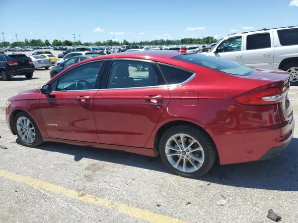 3FA6P0LUXKR225135 2019 FORD FUSION - Image 2