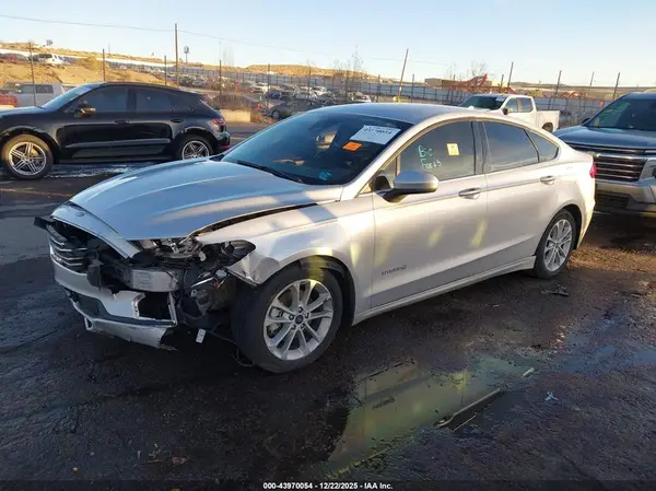 3FA6P0LUXKR242081 2019 FORD FUSION - Image 2