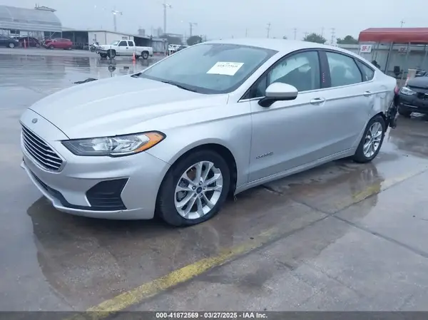 3FA6P0LUXKR256420 2019 FORD FUSION - Image 2