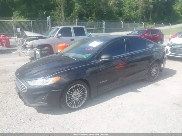 3FA6P0LUXKR257664 2019 FORD FUSION - Image 2