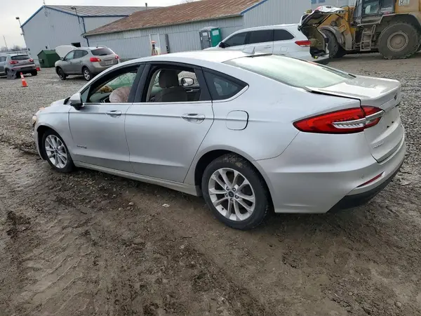 3FA6P0LUXKR262153 2019 FORD FUSION - Image 2