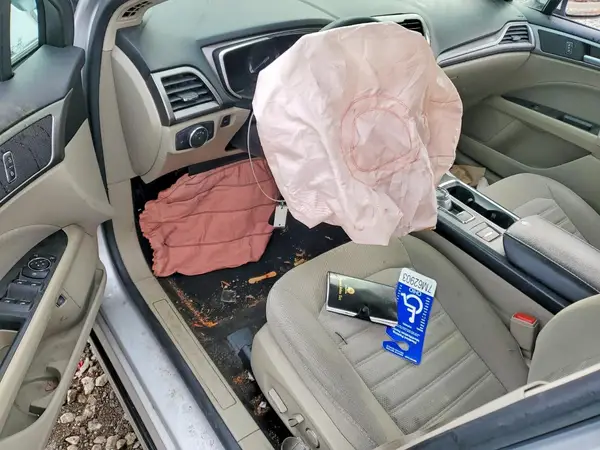 3FA6P0LUXKR262153 2019 FORD FUSION - Image 8