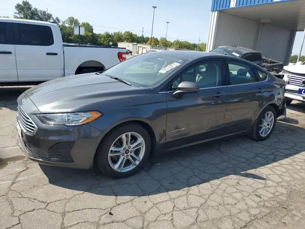 3FA6P0LUXKR262847 2019 FORD FUSION - Image 1
