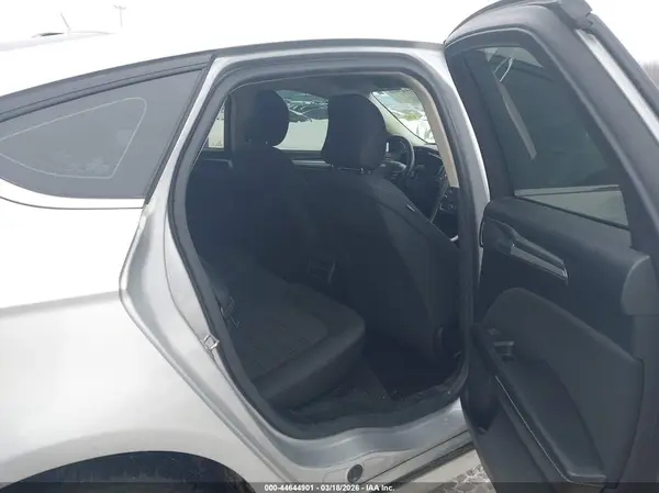 3FA6P0LUXKR263660 2019 FORD FUSION - Image 8