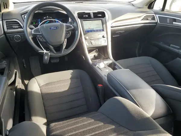 3FA6P0LUXKR263965 2019 FORD FUSION - Image 8