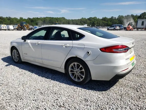 3FA6P0LUXKR263996 2019 FORD FUSION - Image 2