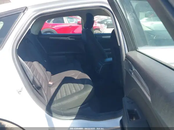 3FA6P0LUXKR272164 2019 FORD FUSION - Image 8