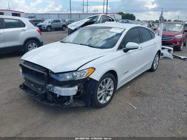 3FA6P0LUXKR274724 2019 FORD FUSION - Image 2