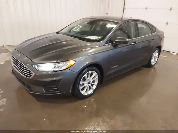 3FA6P0LUXKR276764 2019 FORD FUSION - Image 2
