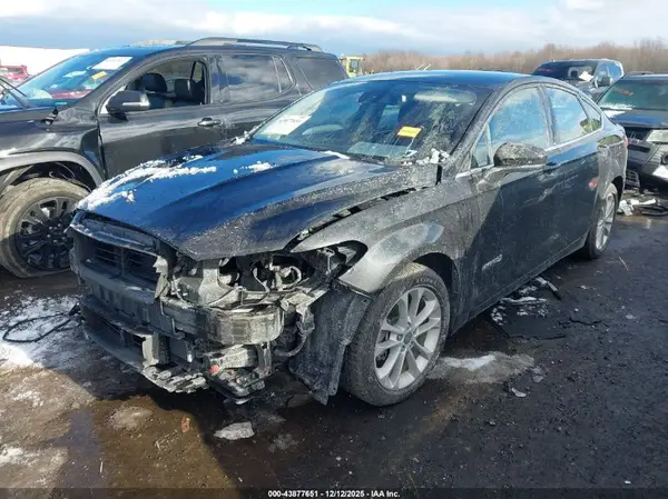 3FA6P0LUXKR281947 2019 FORD FUSION - Image 2