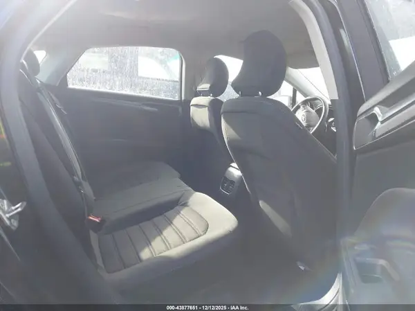 3FA6P0LUXKR281947 2019 FORD FUSION - Image 8