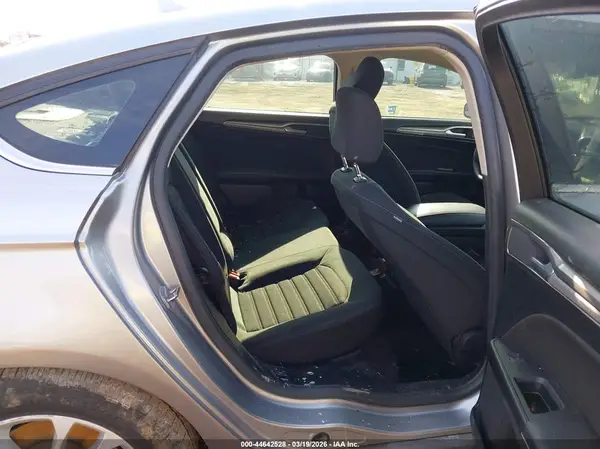 3FA6P0LUXLR104171 2020 FORD FUSION - Image 8