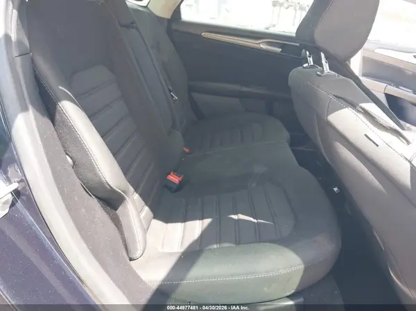 3FA6P0LUXLR104588 2020 FORD FUSION - Image 8
