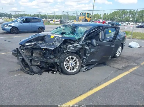 3FA6P0LUXLR106423 2020 FORD FUSION - Image 2