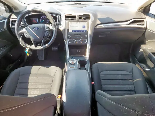 3FA6P0LUXLR111072 2020 FORD FUSION - Image 8