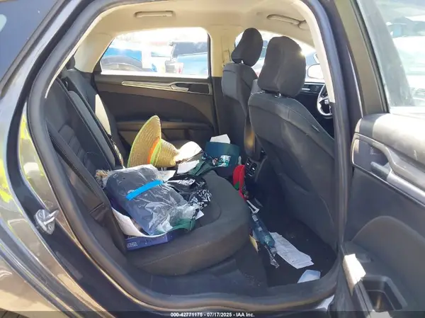 3FA6P0LUXLR113467 2020 FORD FUSION - Image 8