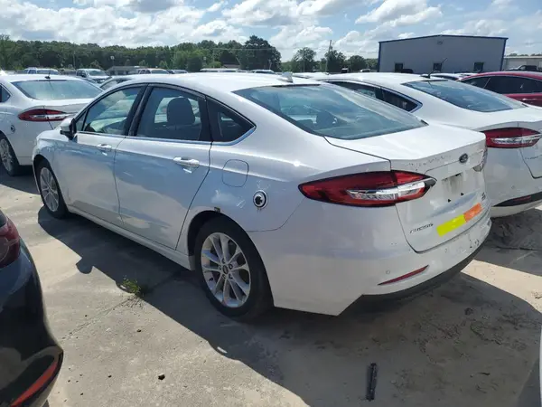 3FA6P0LUXLR177072 2020 FORD FUSION - Image 2
